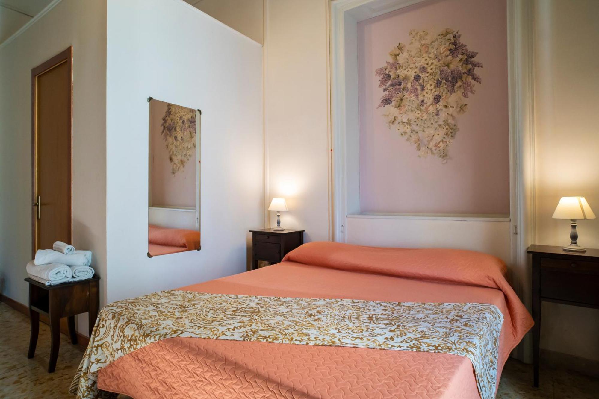 San Demetrio Hotell CTA Exteriör bild